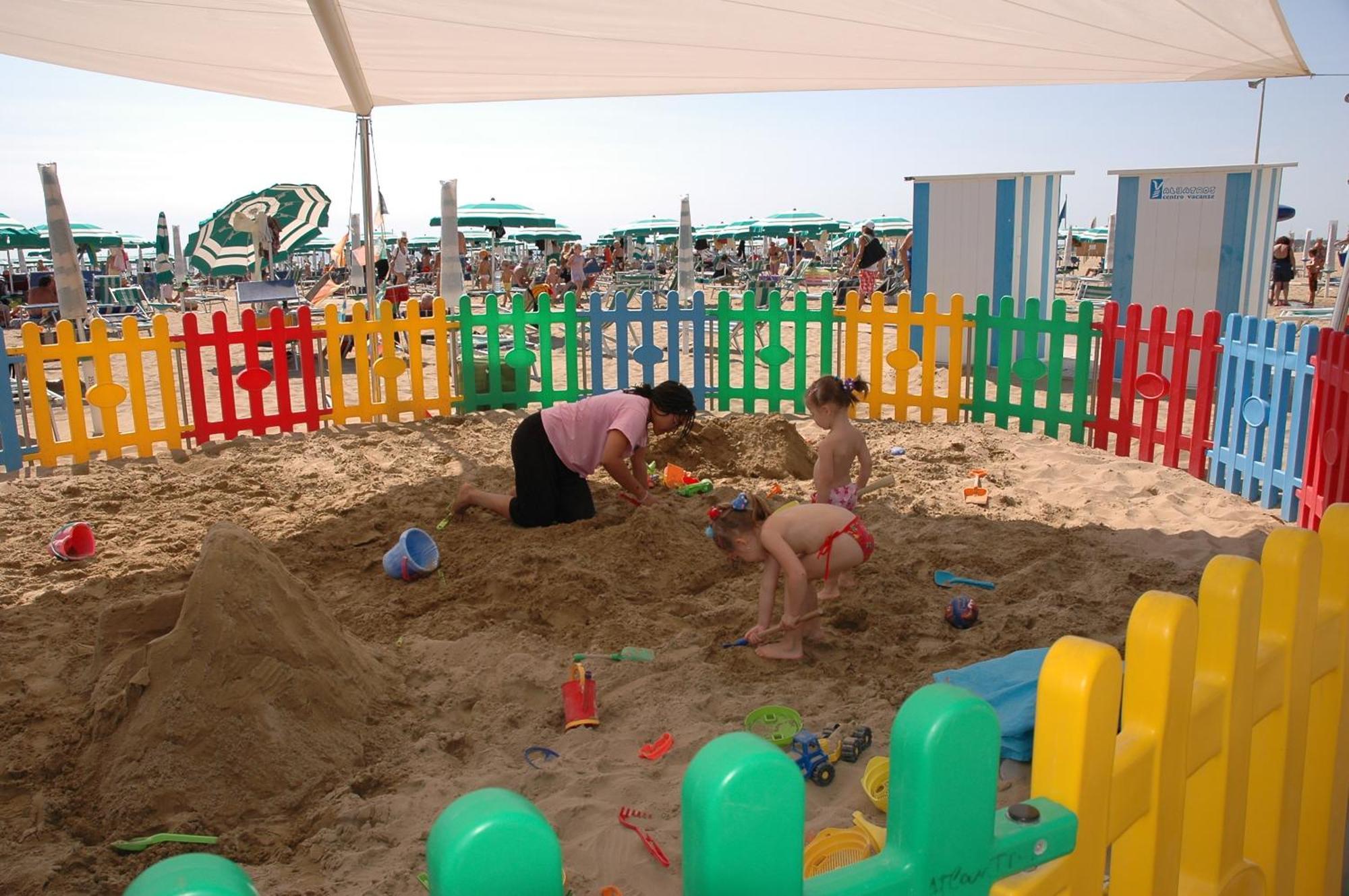 Villaggio Los Nidos Lignano Sabbiadoro Dış mekan fotoğraf