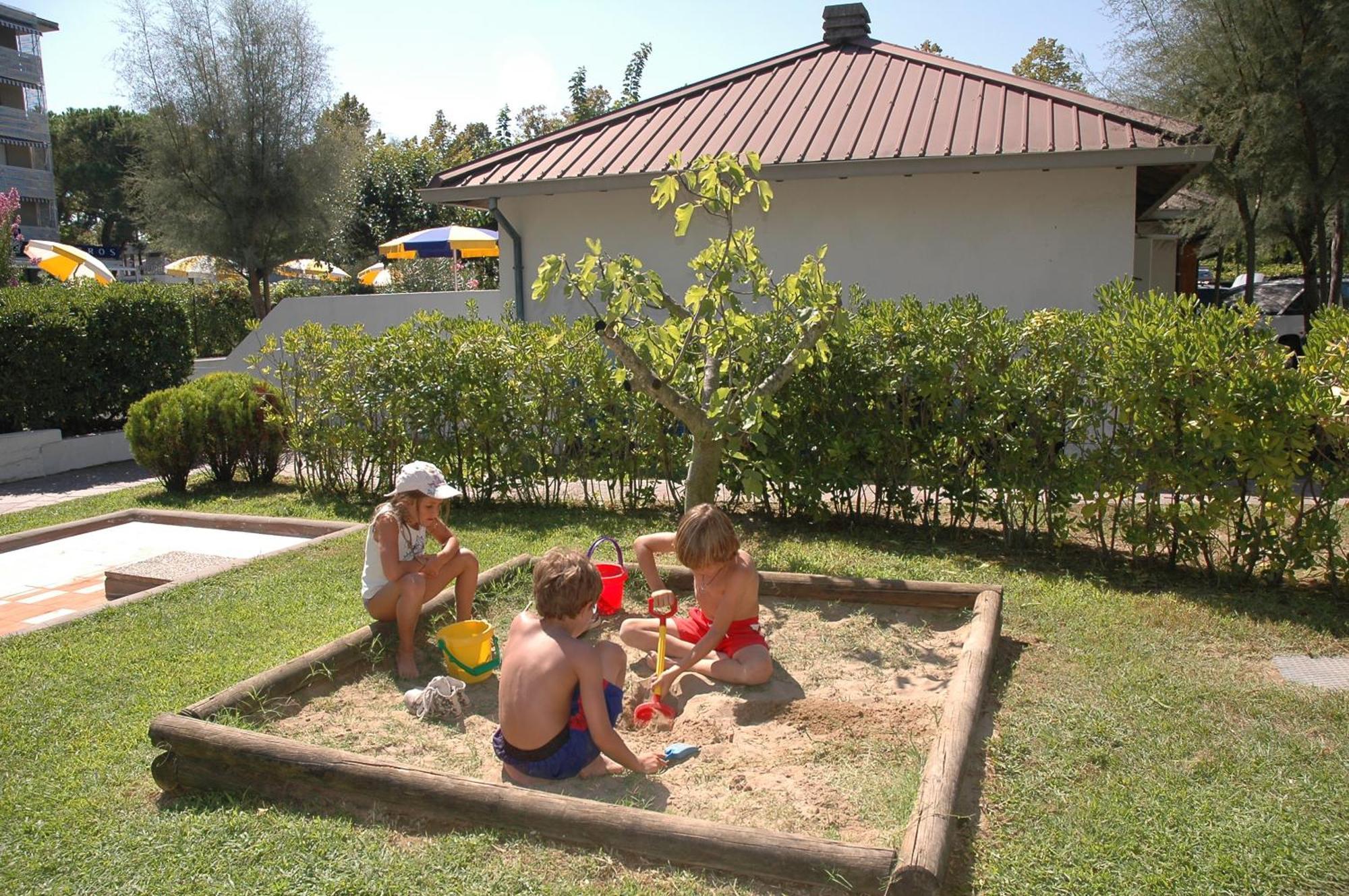 Villaggio Los Nidos Lignano Sabbiadoro Dış mekan fotoğraf